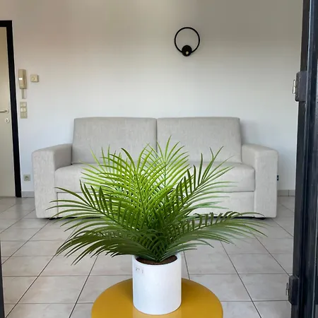 Square - Zonrijke - Zuidgericht Balkon - Dichtbij アパート