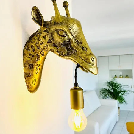 Square - Zonrijke - Zuidgericht Balkon - Dichtbij アパート *